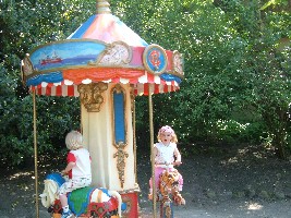 Jette auf dem Tiger2.jpg