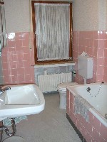 Bad oben vorher-kl.JPG