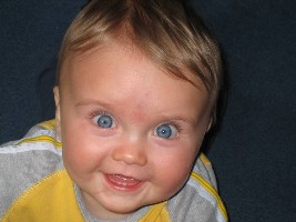 Joshis erstes Zähnchen.jpg