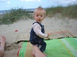 Felix am Strand-kl.JPG