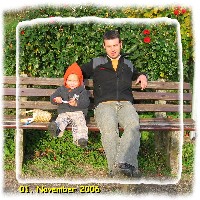 mit Papa auf der Ruhebank