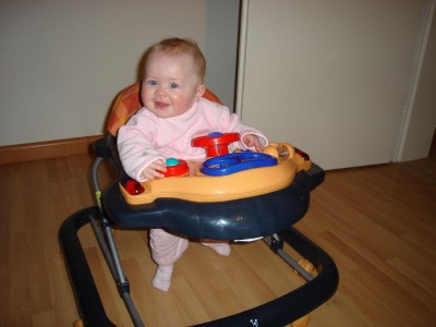 Noemi, ich komm schon vorwärts obwohl meine Füsse den Boden nicht berühren :-)