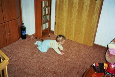 Tobi kann Krabbeln.JPG