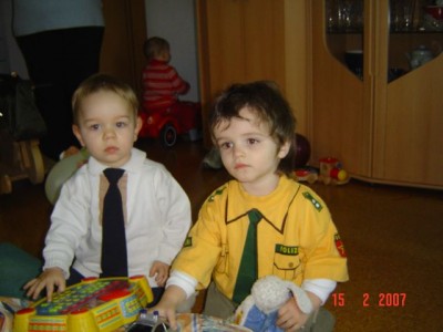 JP = Blues Brother, Elias = Polizist