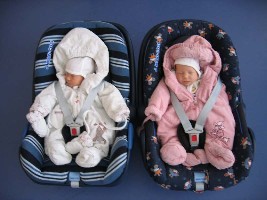 endlich gehts heim! Julia links,Katharina rechts.jpg