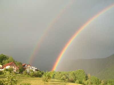 Doppelte Regenbogen über Fraxern gestern.