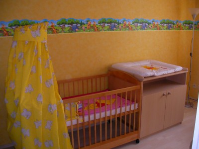 KINDERZIMMER 20.05.07 4.JPG