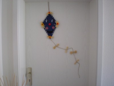 Natürlich ist auch die Haustüre dekoriert: