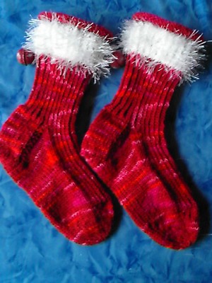 ein Paar Nikolaussocken Gr. 26