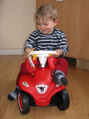 Ostergeschenk von den Tanten und der Oma und den Rest haben Mama und Papa gesponsert...