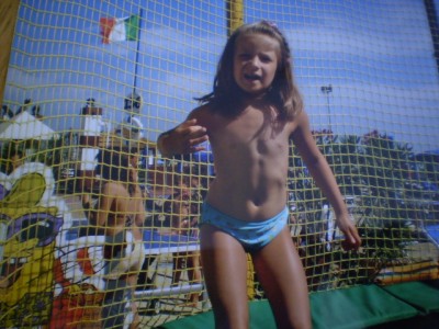 Egal wie heiß es ist - eine Runde Trampolin lässt sich immer einschieben