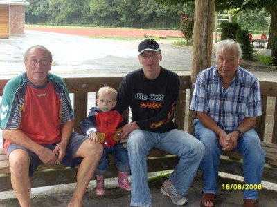 Vier Generationen.jpg