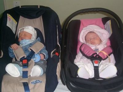 das is fléur mit dem sohn meiner freundin er is 4 wochen jünger