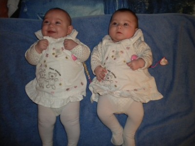 Taufe - links Sarina, rechts Michelle