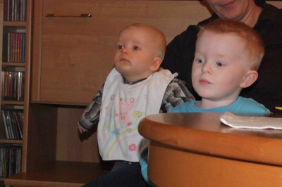 Nikolaus 2010<br /><br />Der Kleine hat unablässig versucht mit dem Nikolaus zu reden...