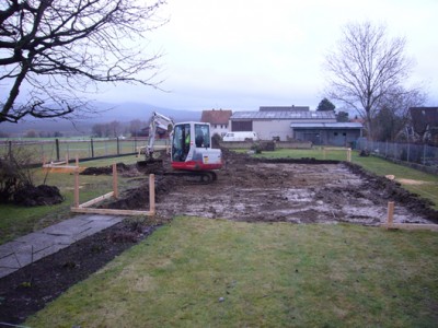 Aus dem grünen wurde ein brauner und ziemlich schlammiger Garten