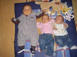 Zwei Kleine und unsere Brummhummel :D