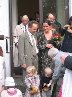 brautpaar und streukinder.jpg